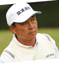 Tze-Ming 